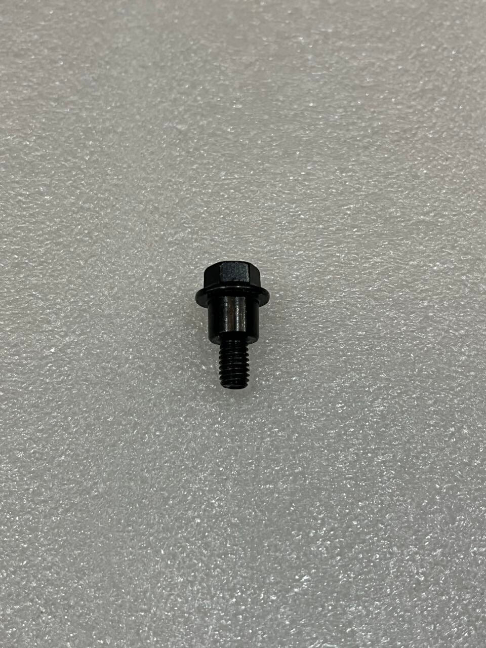 YC.DZ.GR000540-D12500iE-Controller Trim Bolt(ZS)(RH)