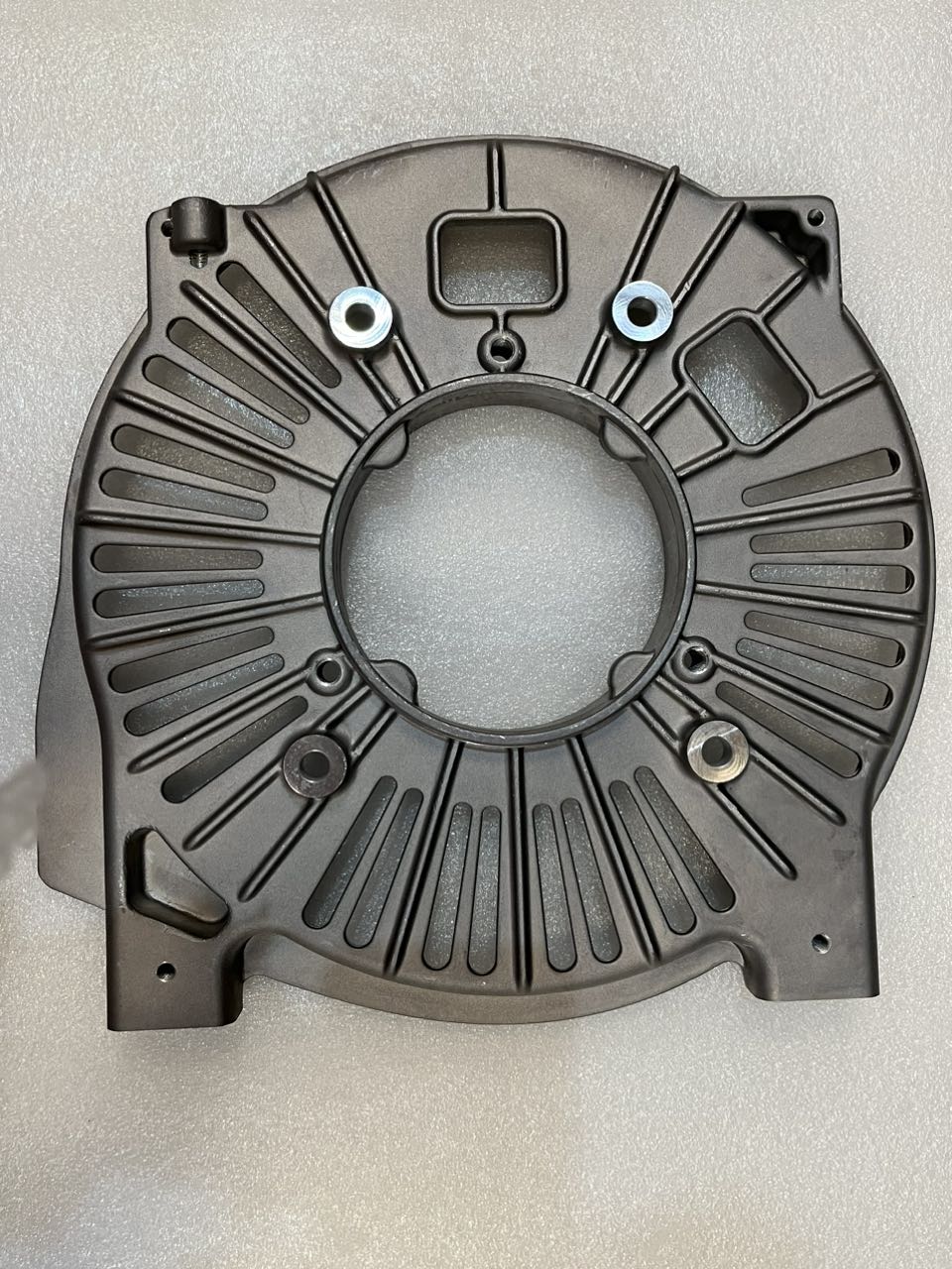 YC.DZ.GR000557-D12500iE-Motor Mounting Bracket(ZS)(RH)