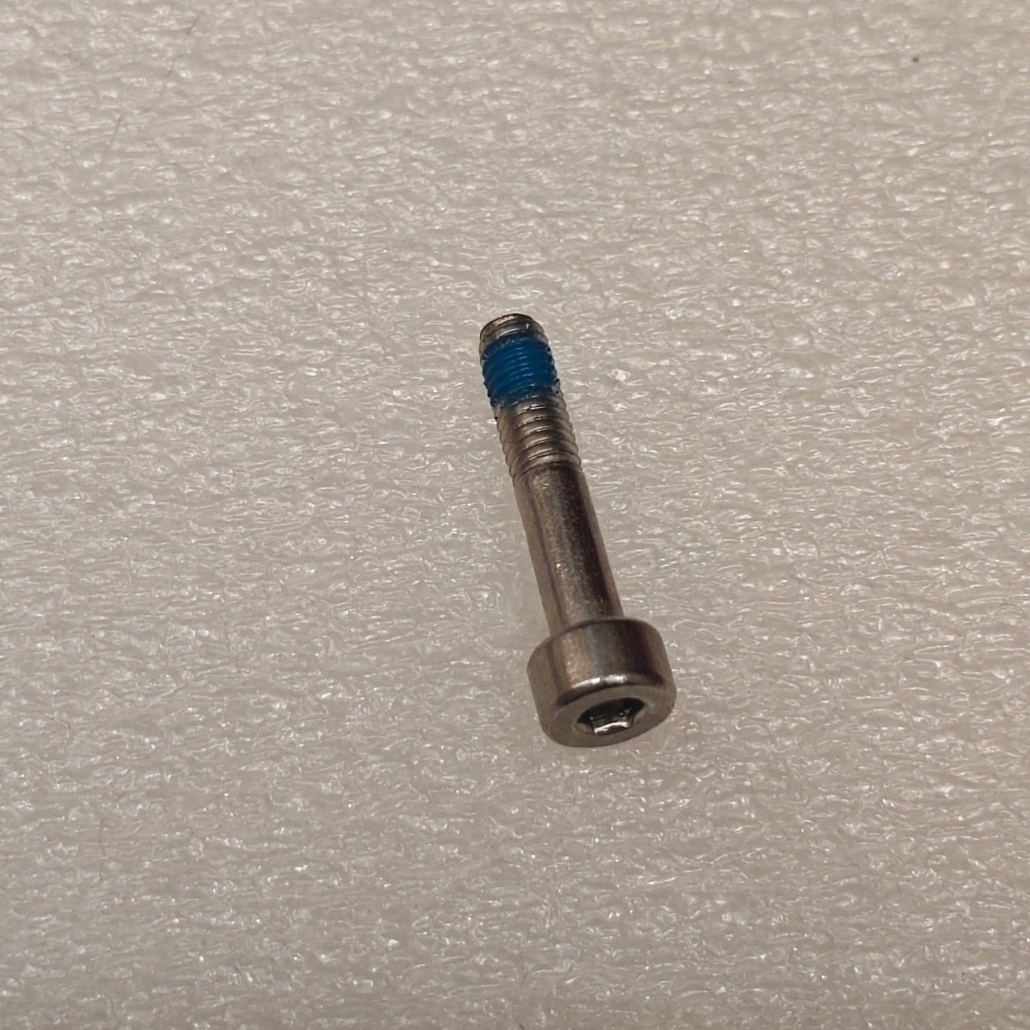Screw (M40-HC02000100-072040-5103-Y)