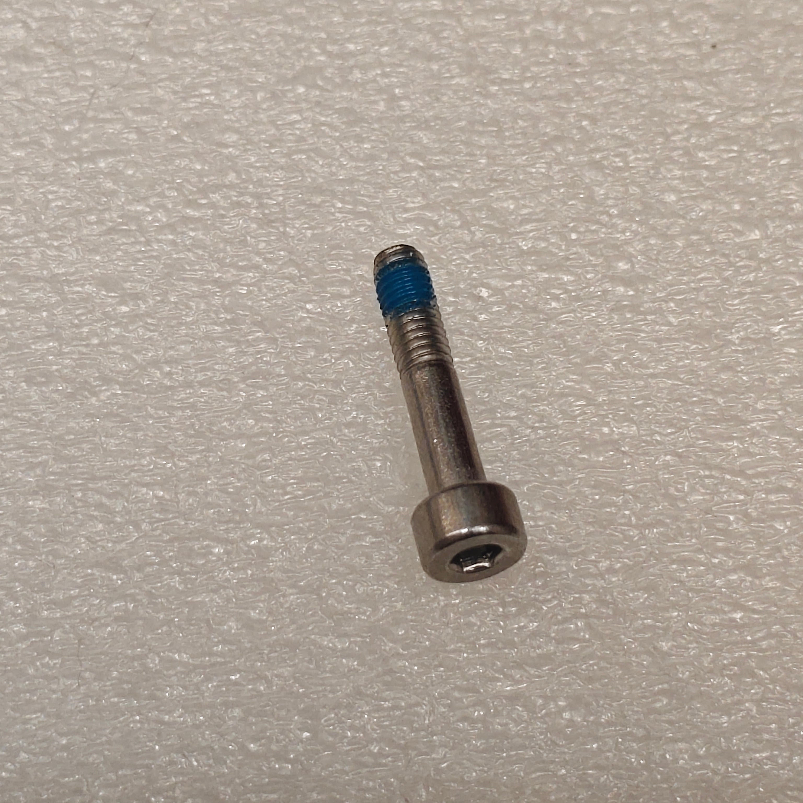 Screw (M40-HC02000100-072040-5103-Y)