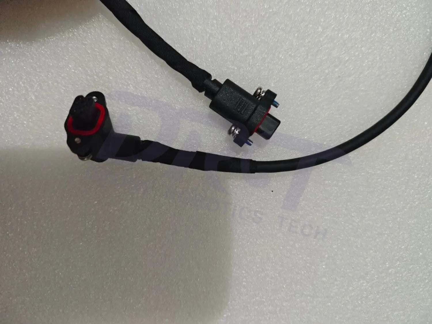 YC.XC.XX001393-Spotlight Signal Cable (Long)