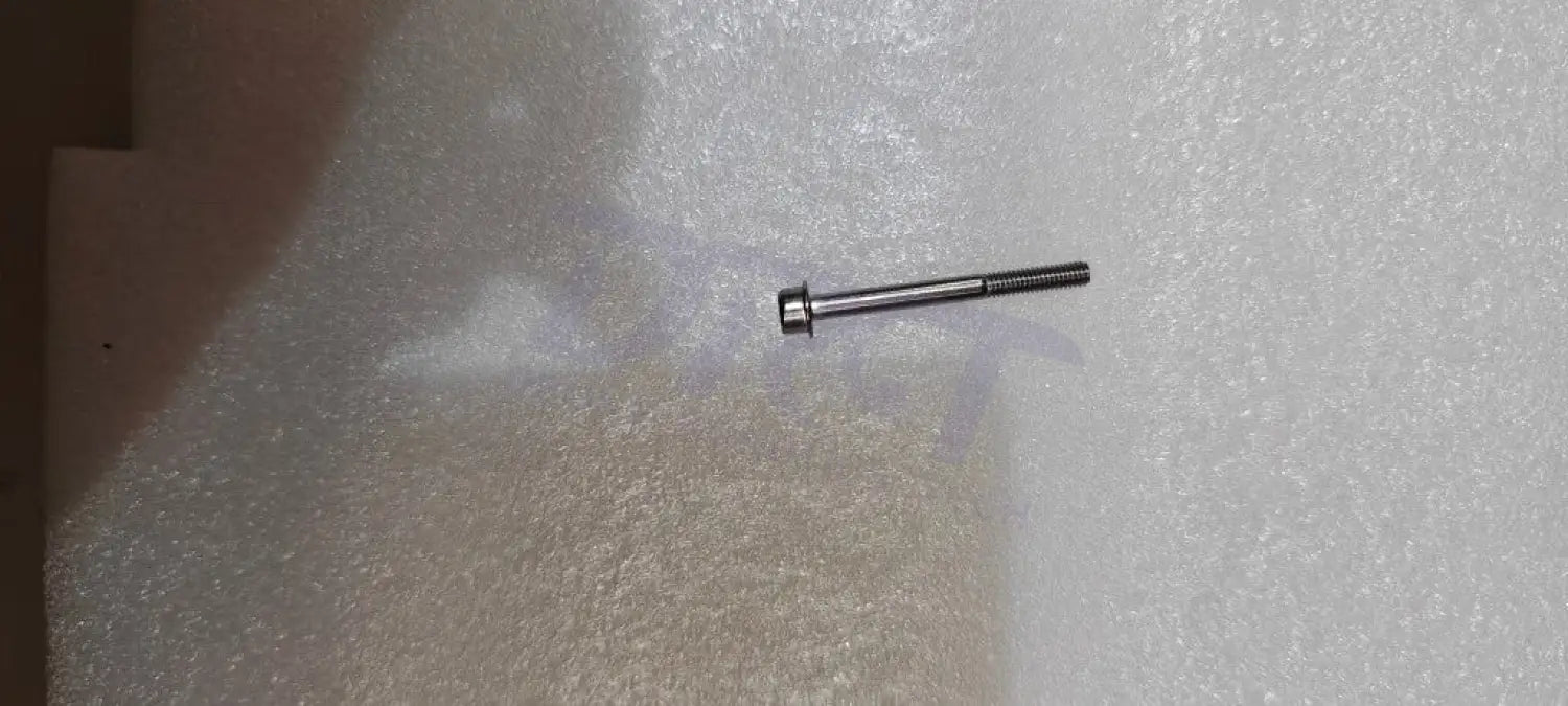 Screw M40-HC04000140-070040-5103-Y - Parts