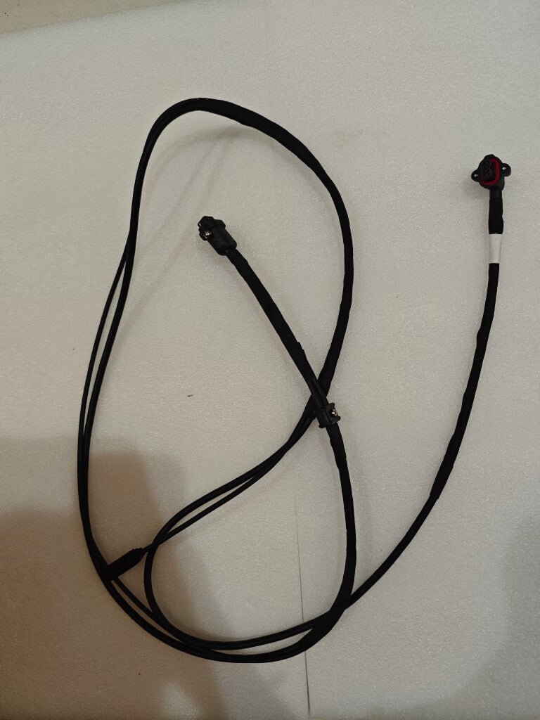 YC.XC.XX001392-Aircraft Arm Signal Cable (Rear)