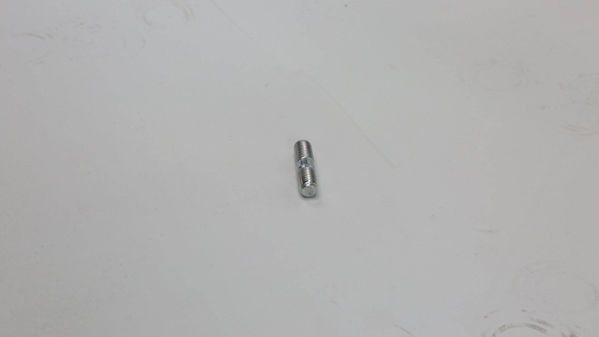 YC.DZ.GR000259-D12000i - Cylinder Head Exhaust Port Stud (ZS)(RH)