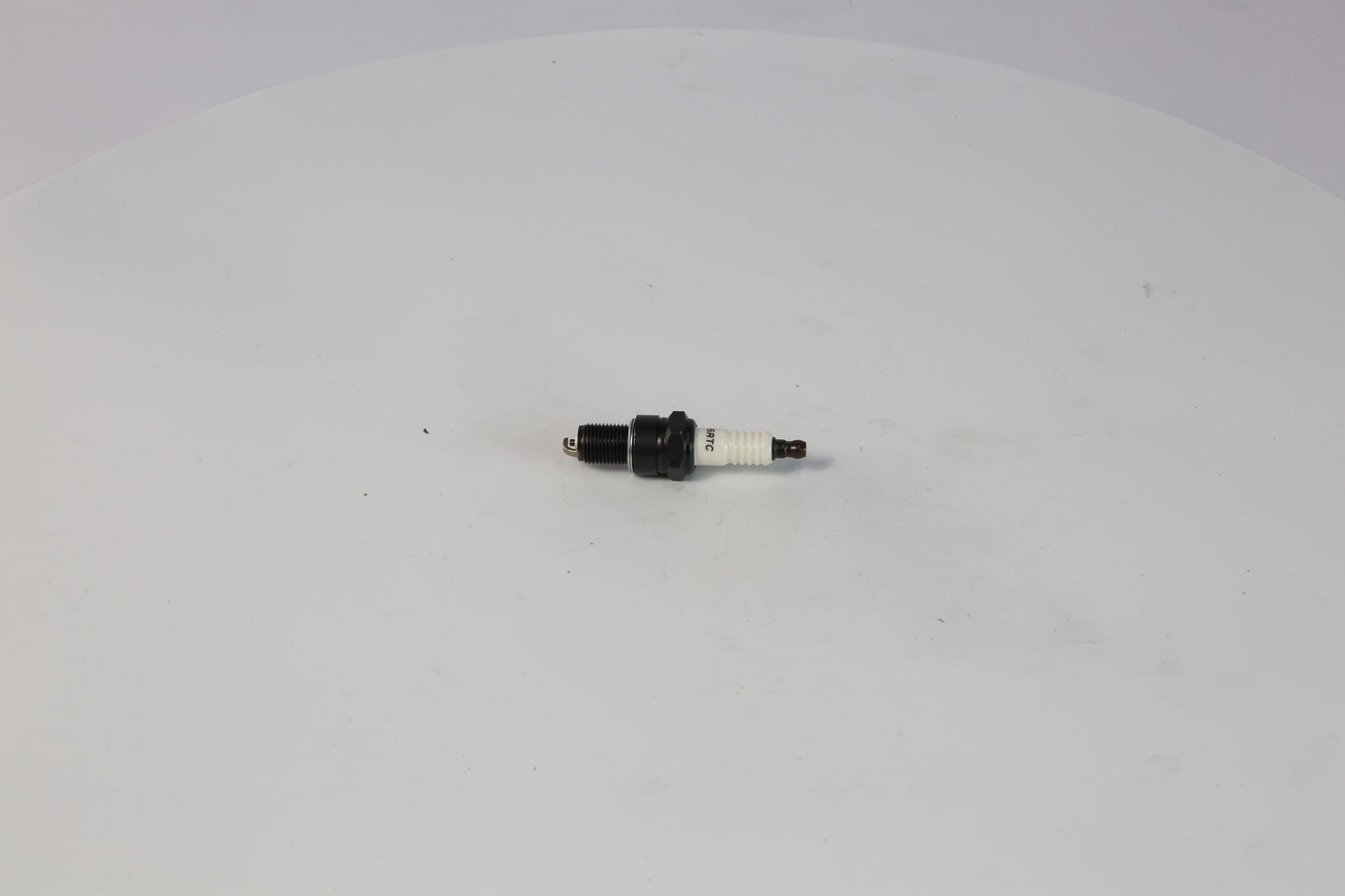 D12000i - Spark Plug (ZS)