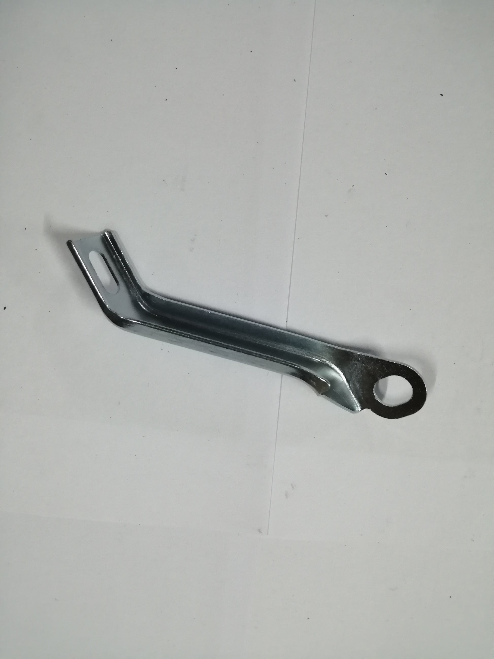 YC.DZ.GR000708-D14000iE- Air Filter Bracket (ZS)