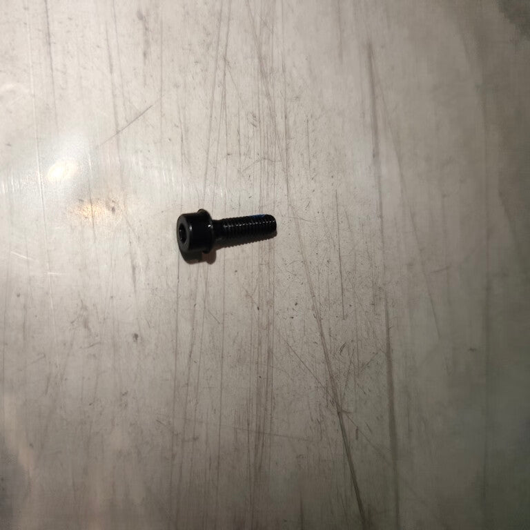 Screw (M40-HC01400115-085047-4203-Y)