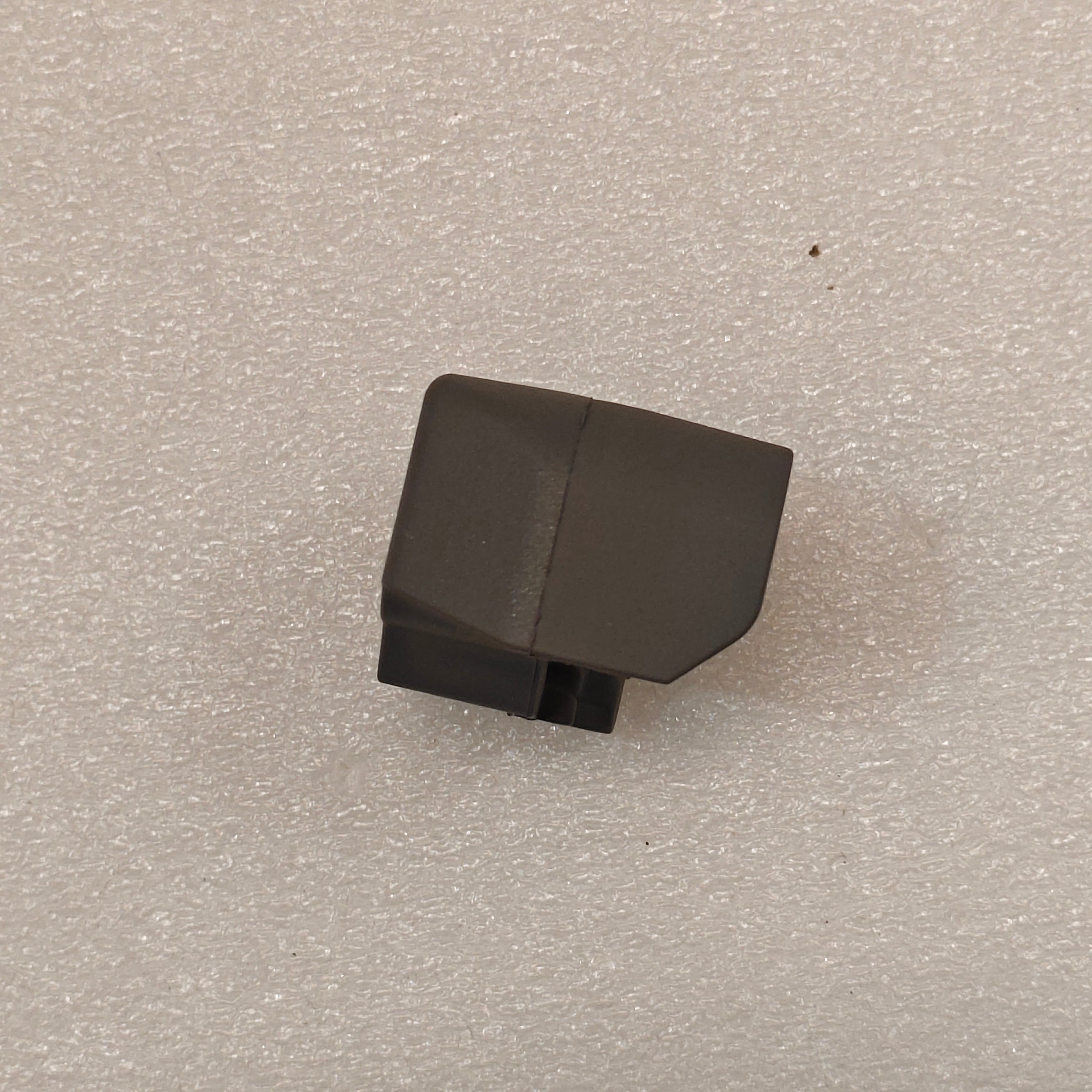 YC.JG.MY001924-T100 Battery Bottom Rubber Pad (A)