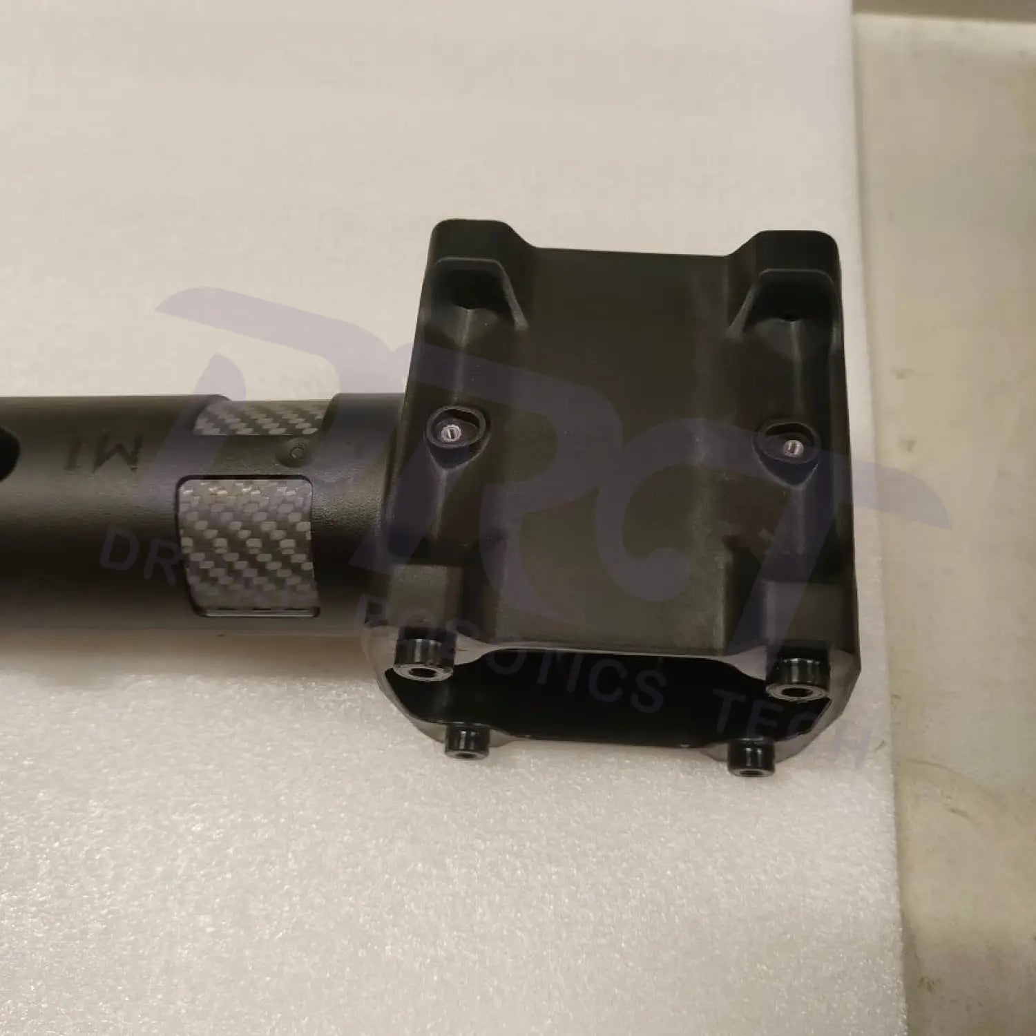 BC.AG.SS001100-M1 & M3 Small Aircraft Arm