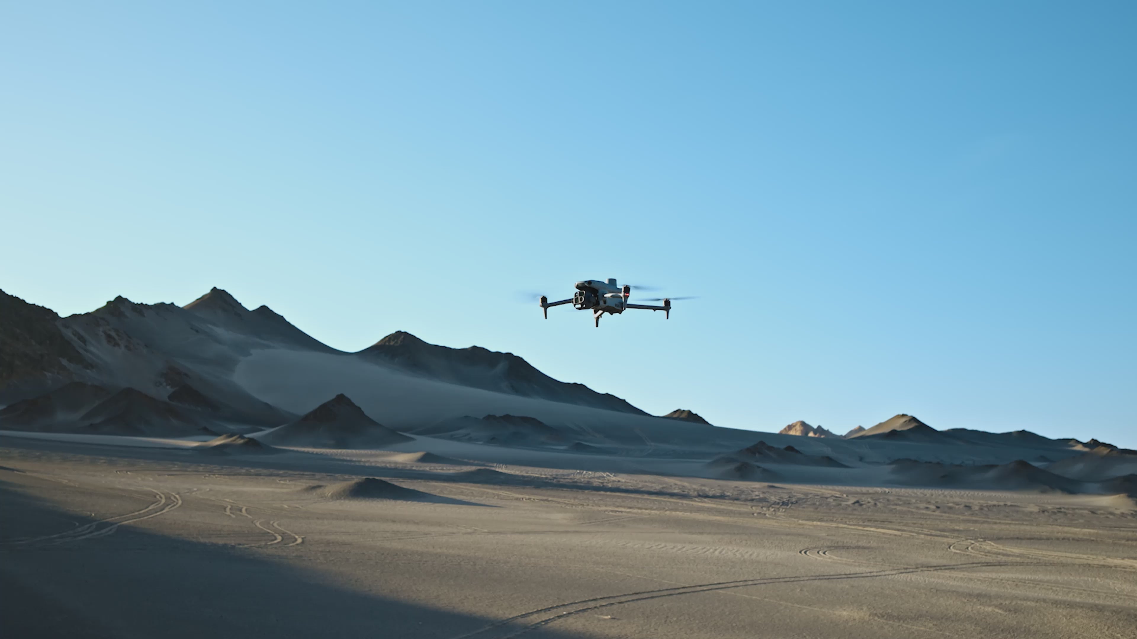 Load video: DJI Matrice 4 Series